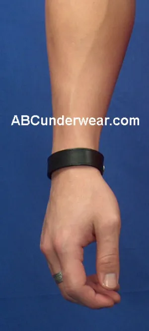 3 Snap Leather Bracelet