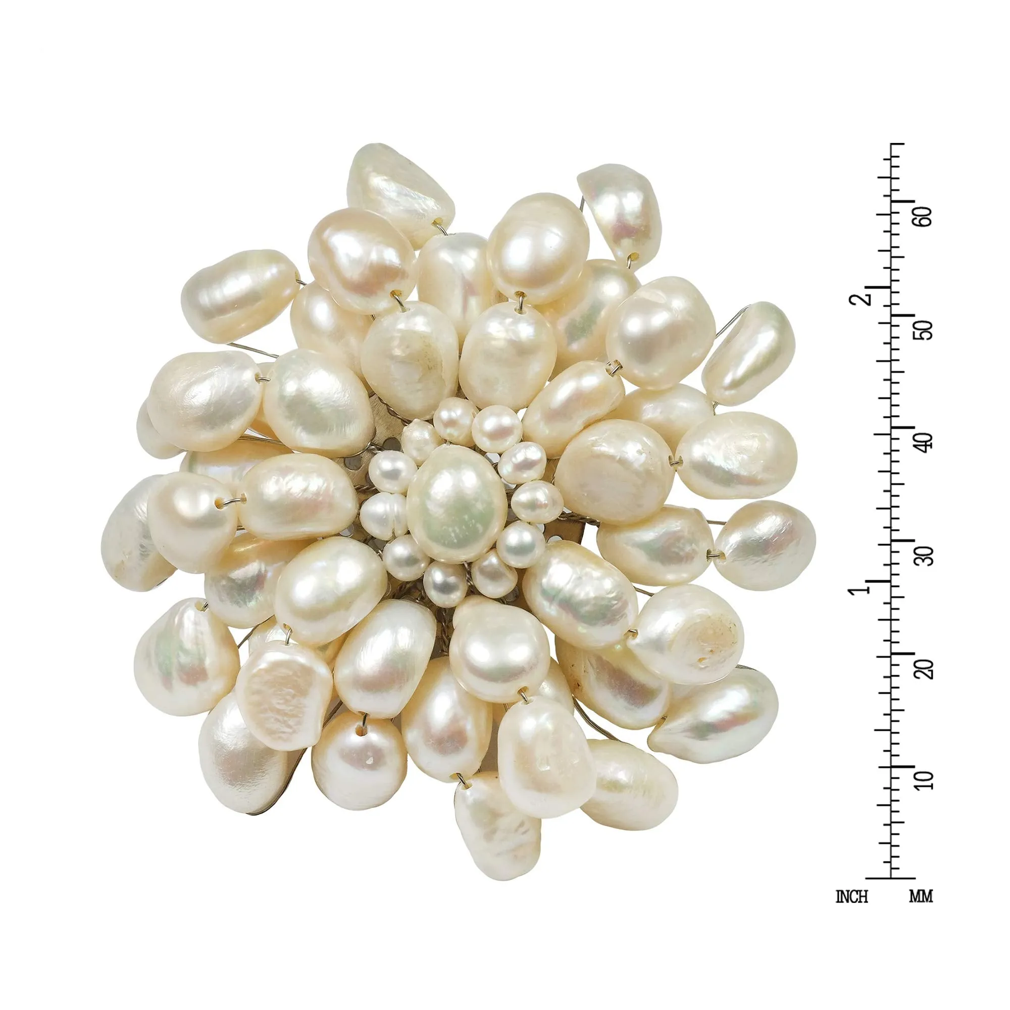 AeraVida Cultured Freshwater White Pearls Retro Floral Pin-Brooch