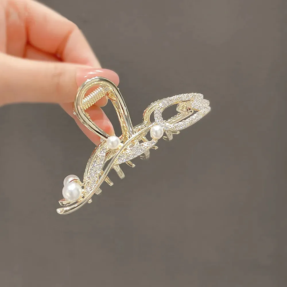 Chic Tassel Butterfly Pearl Clip
