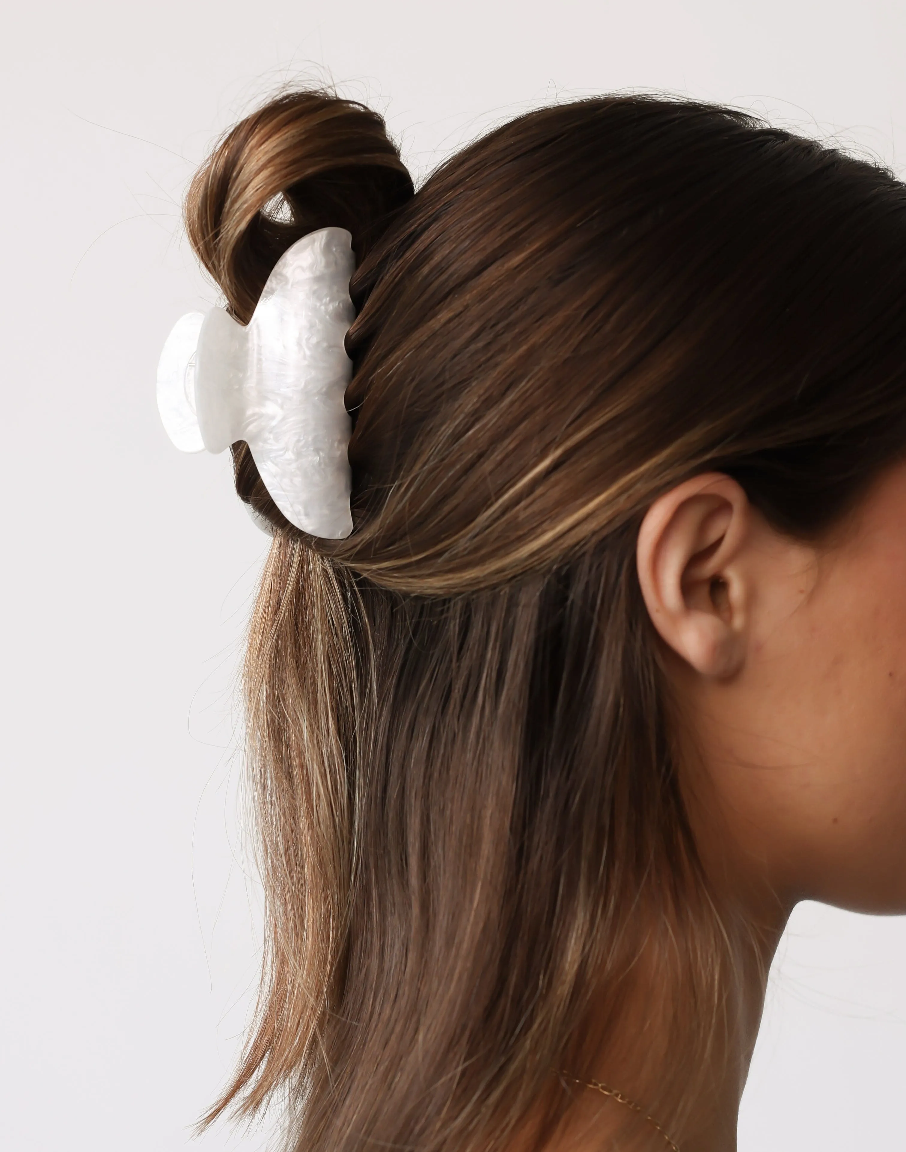 Danielle Hair Clip (Pearl)