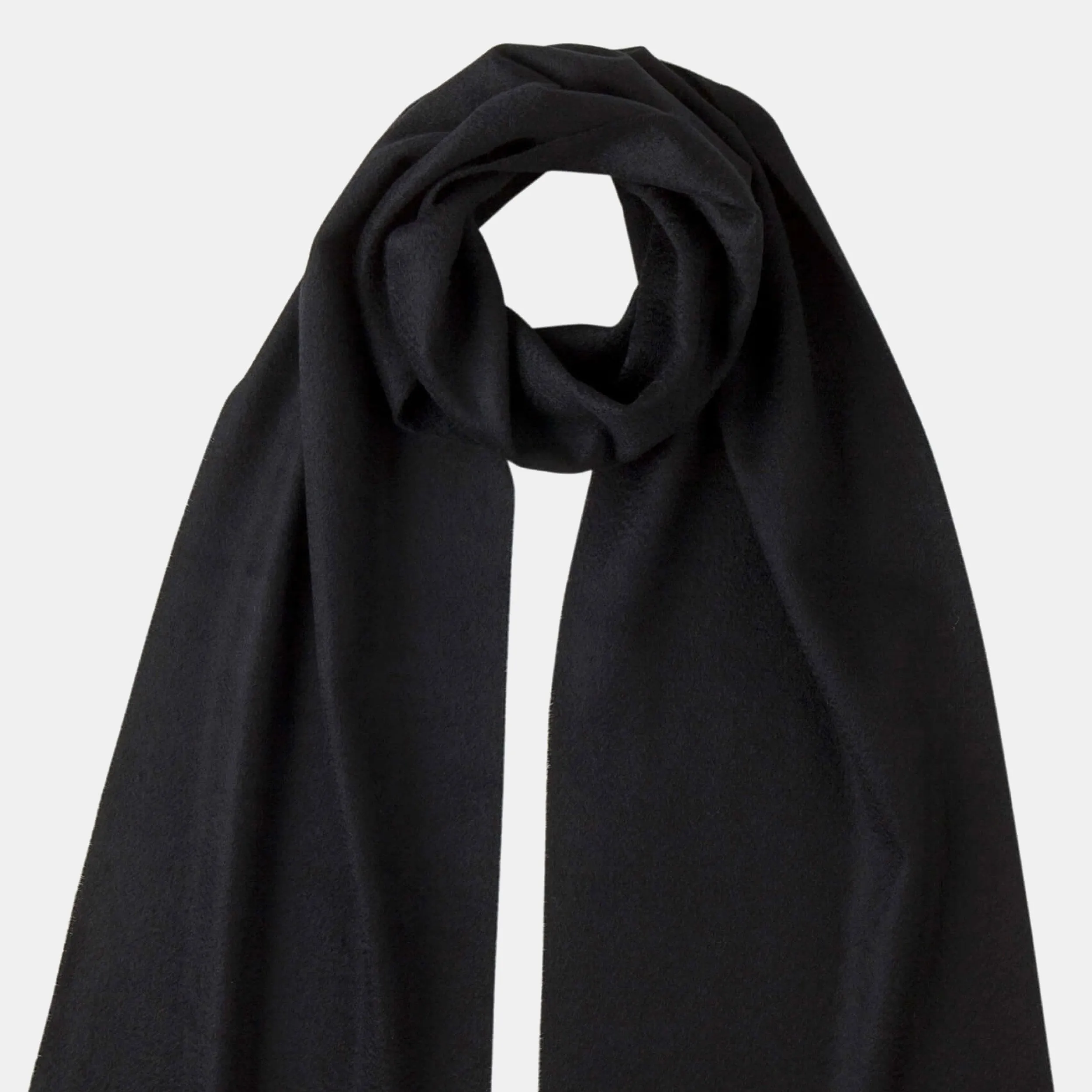 Luxury Cashmere Scarf in Black