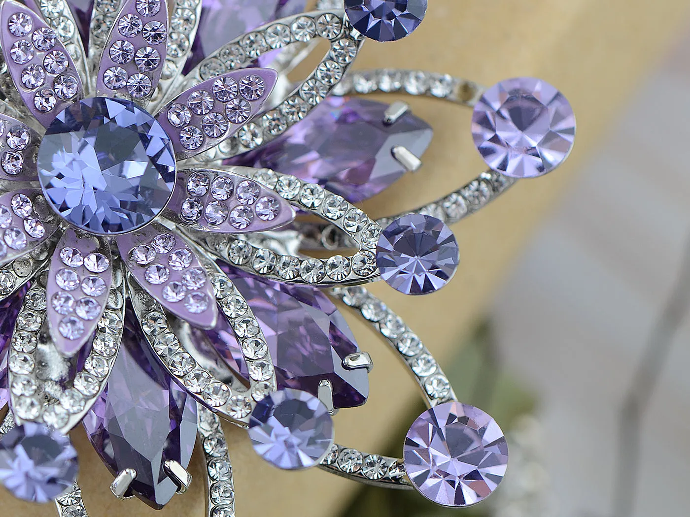 Swarovski Crystal Layered Purple Periwinkle Floral Flower Wreath Badge Brooch Pin