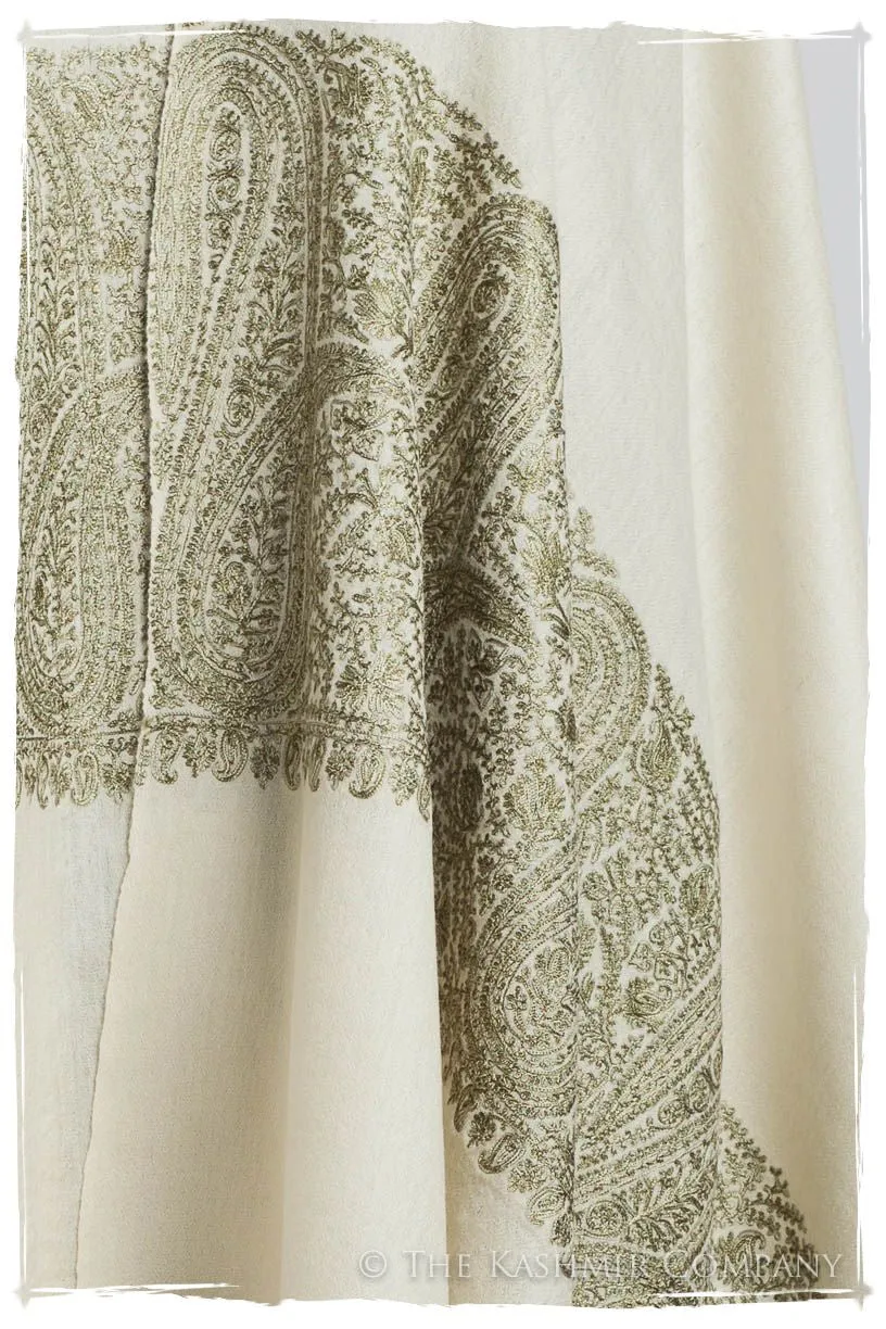 The Sophistiqué Ivoire Vignoble Empress Paisley Shawl
