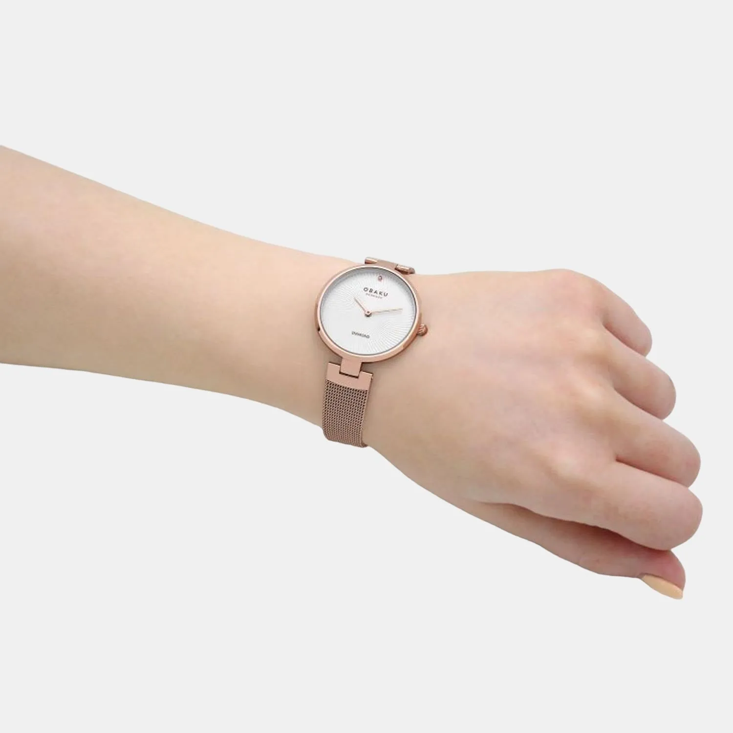 Women's White Analog Stainless Steel Watch V256LXVIMV
